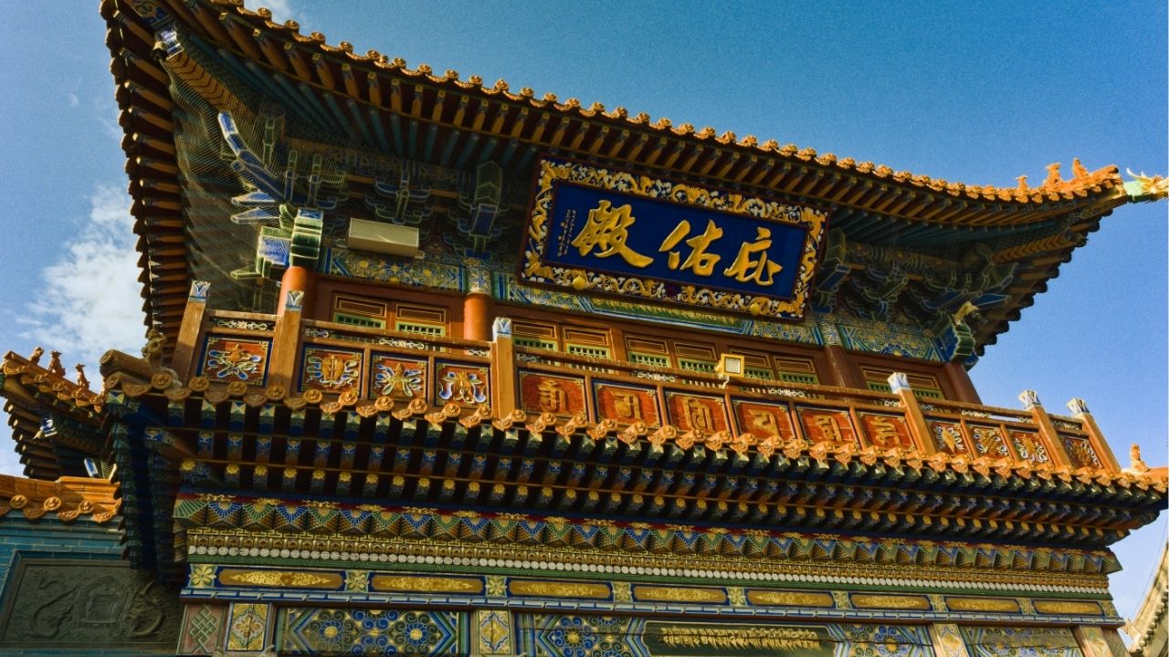 Stay positive, work hard, make it happen. - Unknown